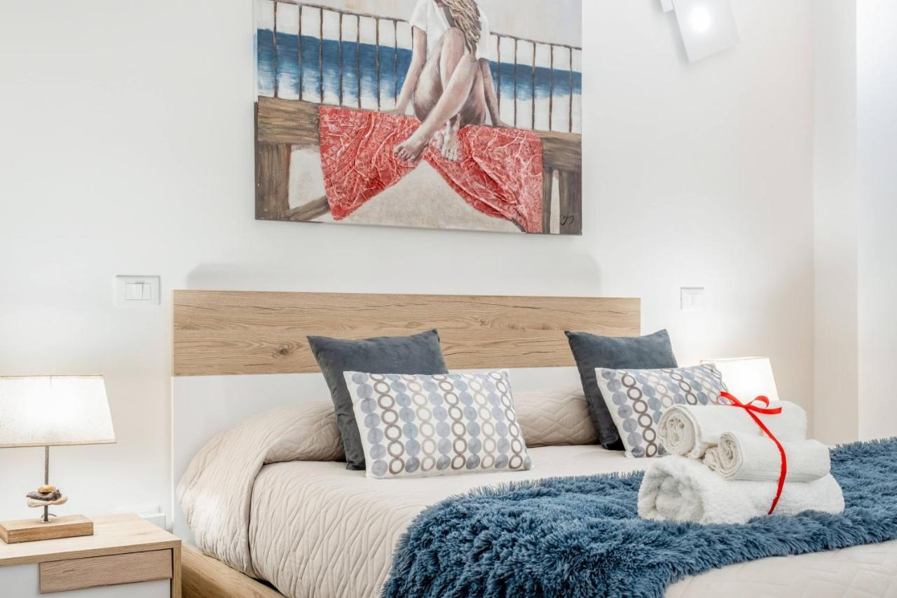 Donna Teresa Central & Cozy Apartment Tarente Buitenkant foto